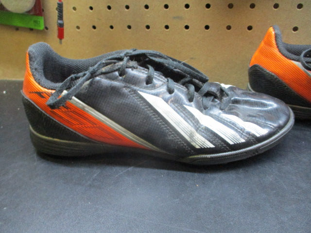Load image into Gallery viewer, Used Adidas F50 TRX TF  Running Indoor Spiked Soccer Shoes - Size 4
