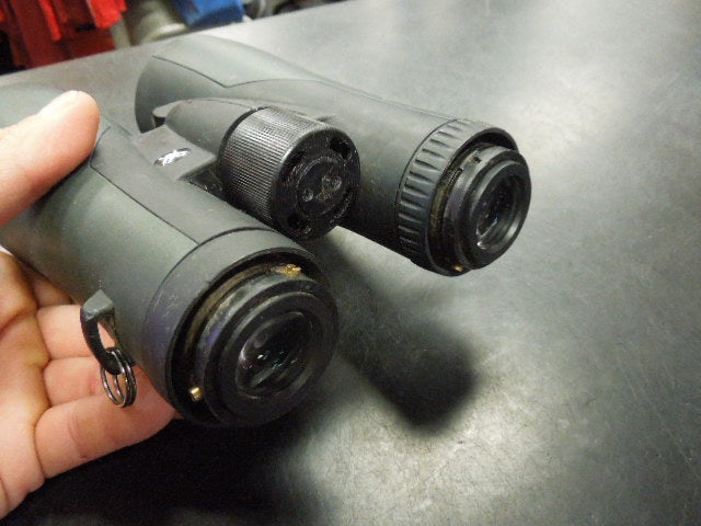 Load image into Gallery viewer, Used Damaged Vortex Crossfire HD Roof Prism Binoculars Missing Eye Cushions
