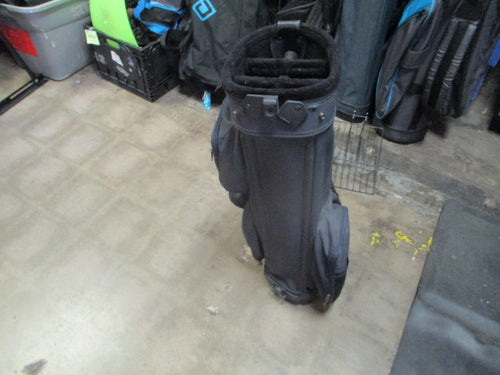 Used Wilson Trail Pack Golf Stand Bag - Missing Stand Legs