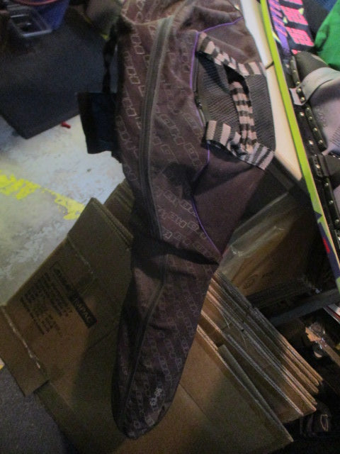 Load image into Gallery viewer, Used HO Extreme 9.6 Comp Flex Sixty Six Slalom Ski With bag
