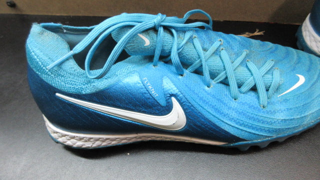 Load image into Gallery viewer, Used Nike Phantom GX Indoor Soccer Shoes - Size 5.5
