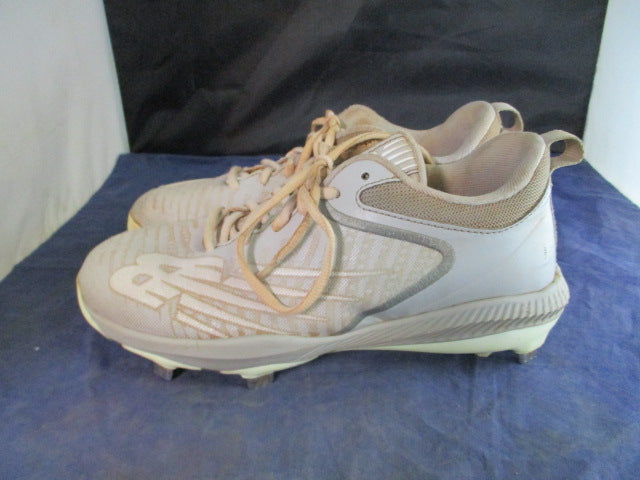 Load image into Gallery viewer, Used New Balance 4040 6 Metal Cleats Size 7 - some wear on heel
