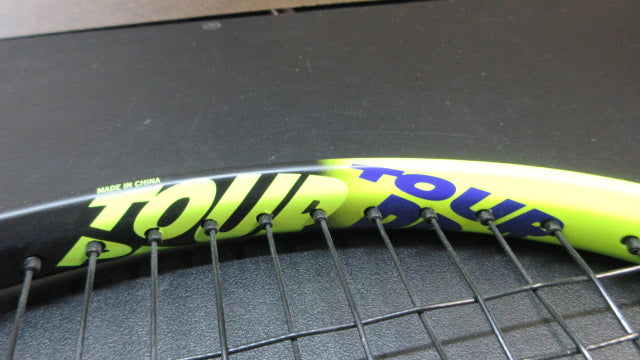 Load image into Gallery viewer, Used Head Pro Tour 27" Tennis Racquet
