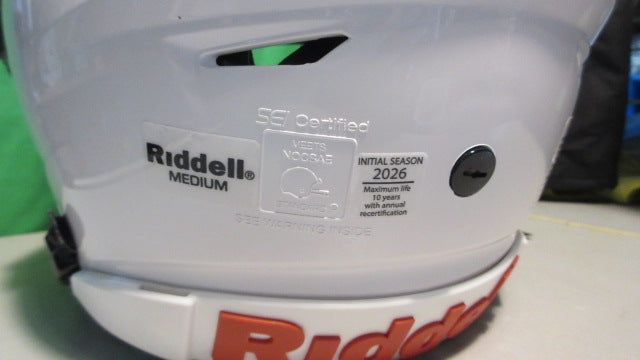 Load image into Gallery viewer, New 2026 Riddell SpeedFlex Football Helmet - White Size Youth Medium
