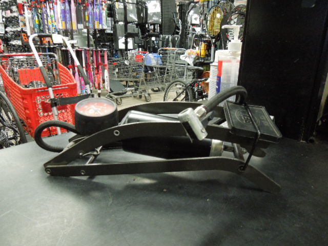 Load image into Gallery viewer, Used Bell Bicyle Air Foot Pump
