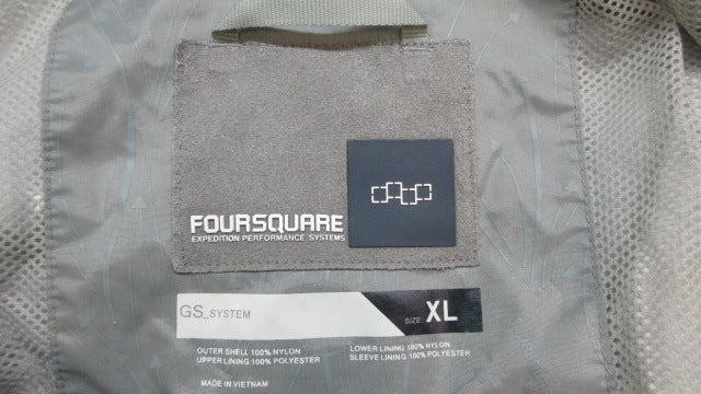 Load image into Gallery viewer, Used FourSquare Wind Breaker Jacket - Size XL
