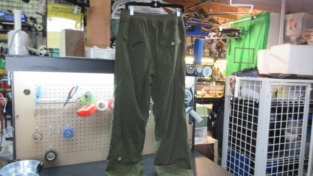 Load image into Gallery viewer, Used Lululemon Dance Pants - Size Medium
