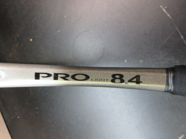 Load image into Gallery viewer, Used Mizuno Pro Light 8.4 Midplus Tennis Racquet - 27"
