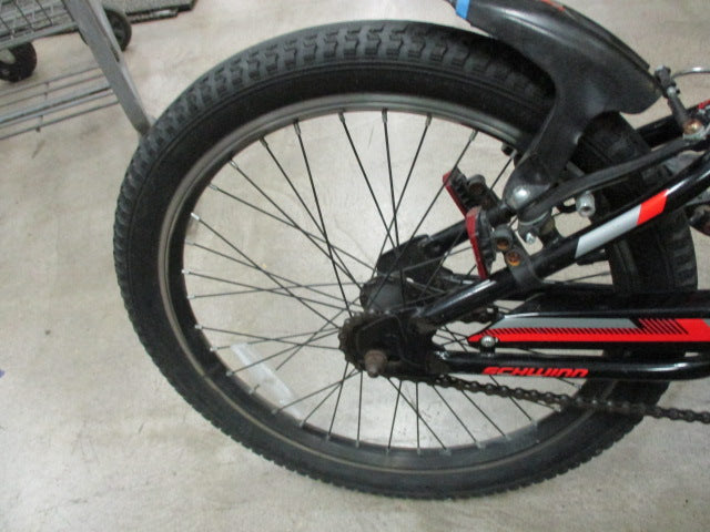 Load image into Gallery viewer, Used Schwinn Fenite Size 20&quot; BMX Kids Bike (Tire Has Wear)
