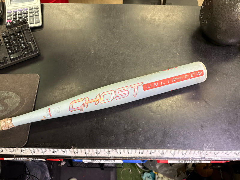 Load image into Gallery viewer, Used Easton Ghost Unlimited Composite Fastpitch Softball Bat 30 in 19 oz -11
