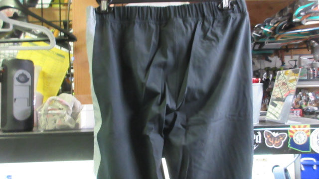 Load image into Gallery viewer, Under Armour Sweat Pants - Size Medium
