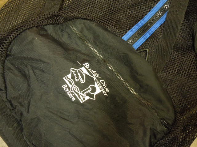 Load image into Gallery viewer, Used Buddy Dive Mesh Dive Equitment Bag 35" Across
