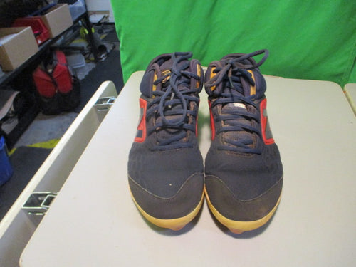 Used New Balance Size 8.5 Cleats