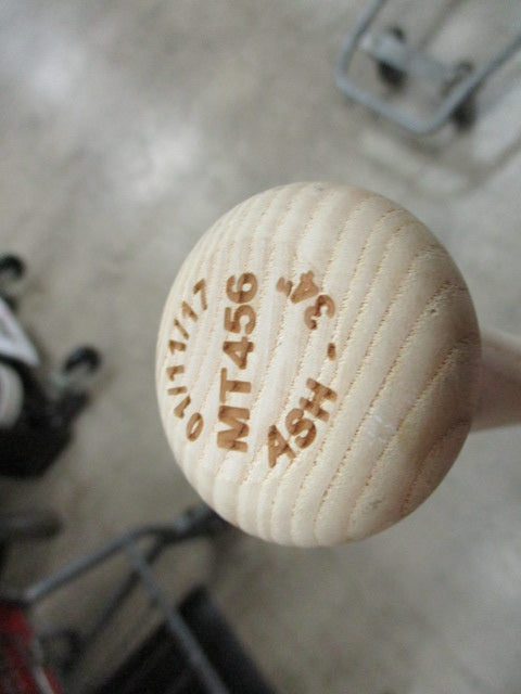 Load image into Gallery viewer, Used Rawlings MT456 34&quot; Wood Bat - ASH
