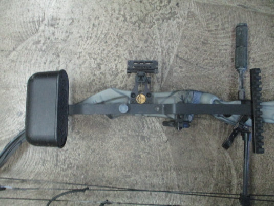 Used Gale Force 65lb Draw Compound Bow