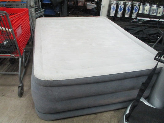Used Intex Dura-Beam Premium Comfort Queen Airbed With Built-In Air Pump