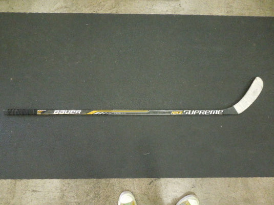 Used Bauer Supreme TotalOne MX3 Supreme Right Hand Hockey Stick 52 Flex