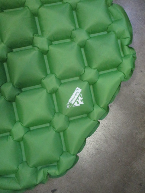 Used Outdoorsman Lab Inflatable Sleeping Pad in Green