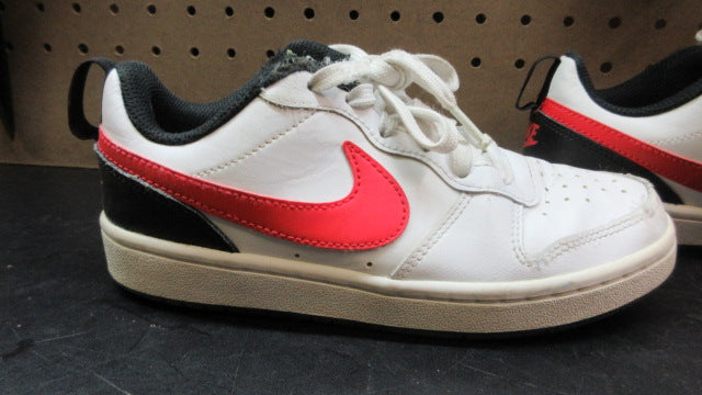 Load image into Gallery viewer, Used Nike Court Borough Low 2 Basketball Shoes - Size Youth 3.5
