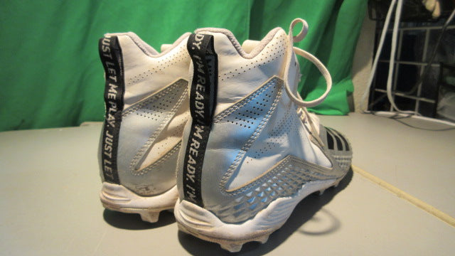 Load image into Gallery viewer, Used Adidas FREAK Ultra – Von Miller Edition Mens 9 Football Cleats
