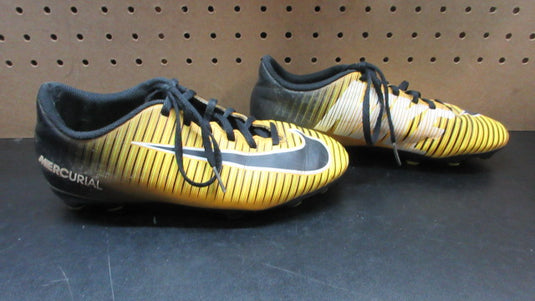 Used Nike Mercurial Soccer Cleats - Size Youth 5.5