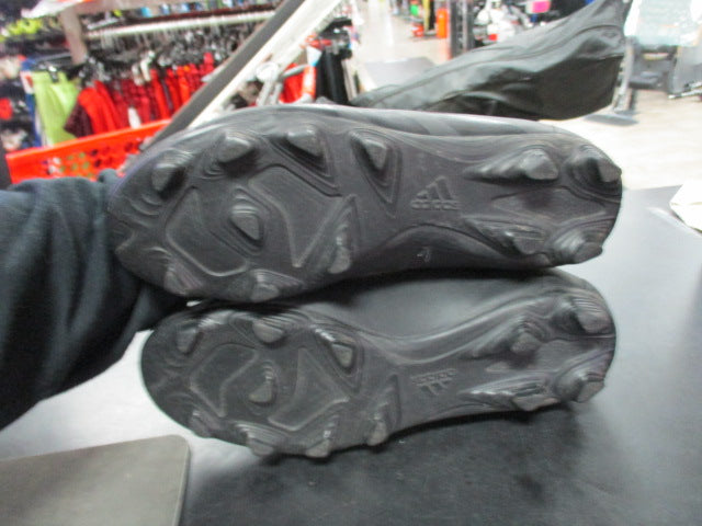 Load image into Gallery viewer, Used Adidas Predator Size 8 Soccer Cleats
