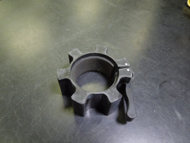 Load image into Gallery viewer, Used Pair of Titan Fitness Olympic Lock Jaw Collar
