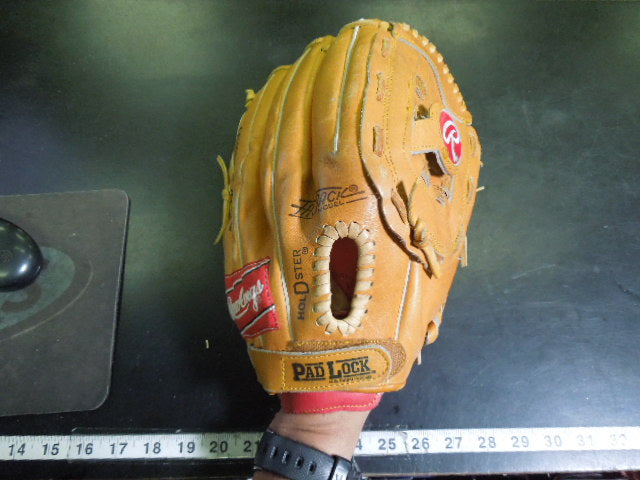 Load image into Gallery viewer, Used Rawlings Super Size RMG134T RHT 13.5" Outfield Glove
