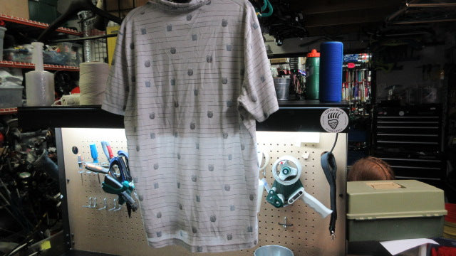 Load image into Gallery viewer, Used Travis Mathew Golf Shirt - Size Large
