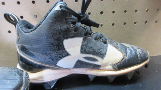 Load image into Gallery viewer, Used Under Armour Football Cleats - Size Youth 1
