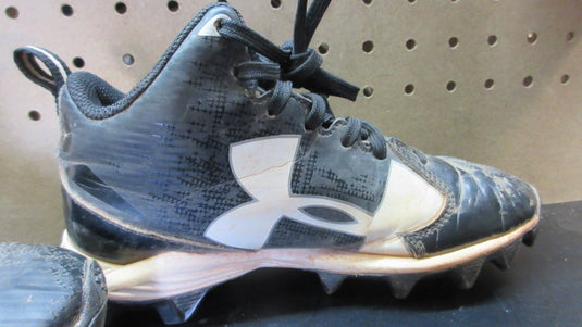 Used Under Armour Football Cleats - Size Youth 1