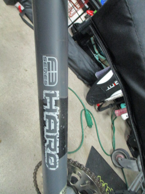 Load image into Gallery viewer, Used Haro F3 20&quot; BMX Bicycle
