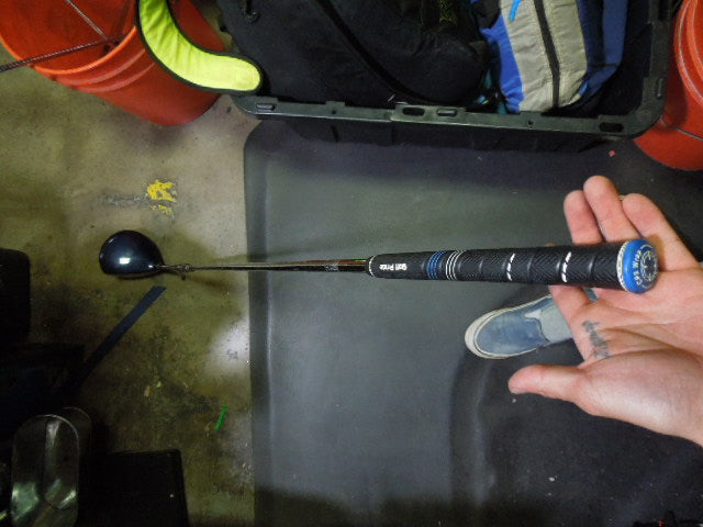Load image into Gallery viewer, Used Medicus Golf 10.5º 460cc Dual Hinge Right Hand Training Driver
