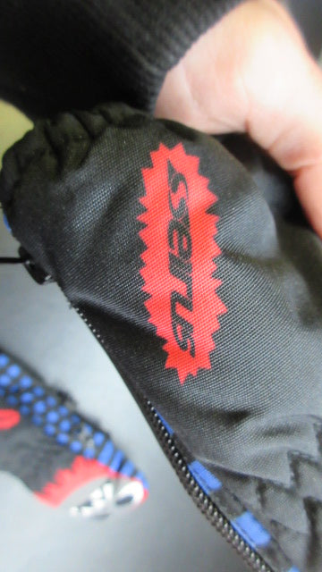 Used Serius Toddler Devious Mitt - Size Small