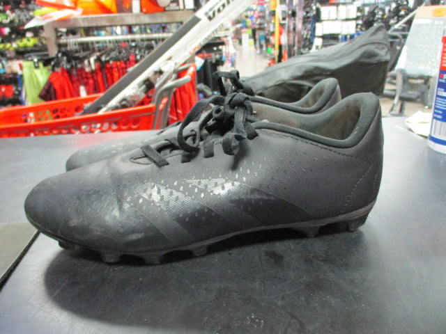 Load image into Gallery viewer, Used Adidas Predator Size 8 Soccer Cleats
