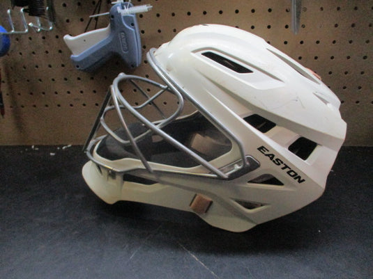 Used Easton Gametime Catchers Helmet - Size 6 1/2 - 7 1/8