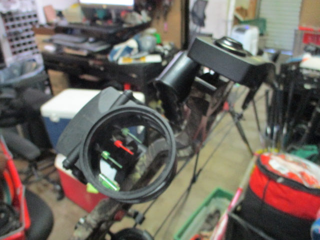 Load image into Gallery viewer, Lanneret Compound Bow and Archery Set Right Hand Archery Compound Bow

