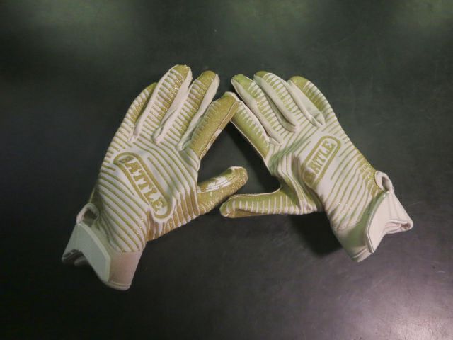Load image into Gallery viewer, Used Battle Palm Print Filthy Rich Football Reciver Gloves Size Adult Small
