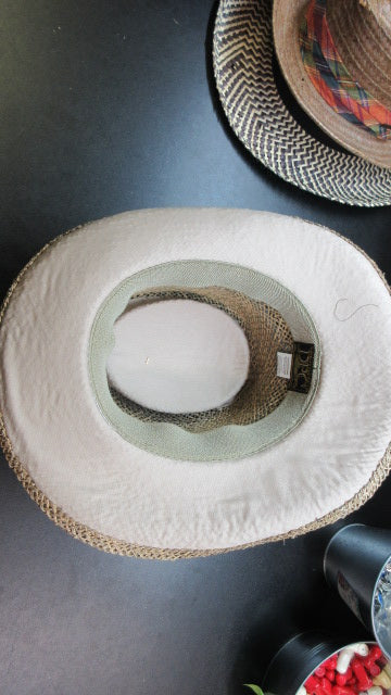 Load image into Gallery viewer, DPC Wedgerfield Country Club Straw Sun Hat
