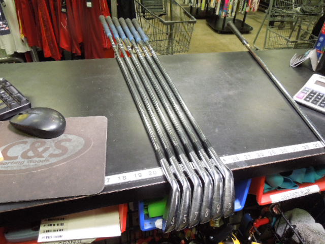Load image into Gallery viewer, Used Mizuno MP-60 Cut Muscle 6pc Right Hand Blade Irons 4-9 + PW No 6 Iron
