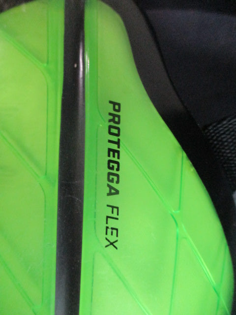 used Nike Protegga Flex Shin Guards Size Large 5'7