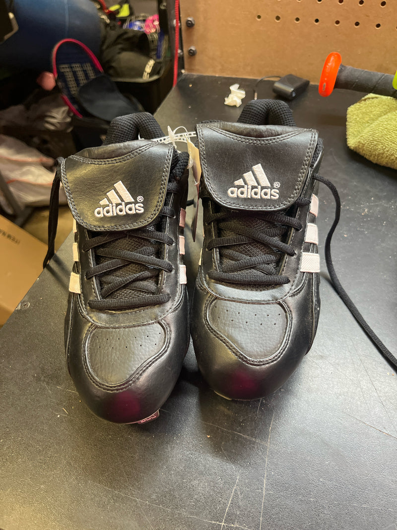 Load image into Gallery viewer, like new Excelsior5 W low adidas black softballl cleats size 5 1/2
