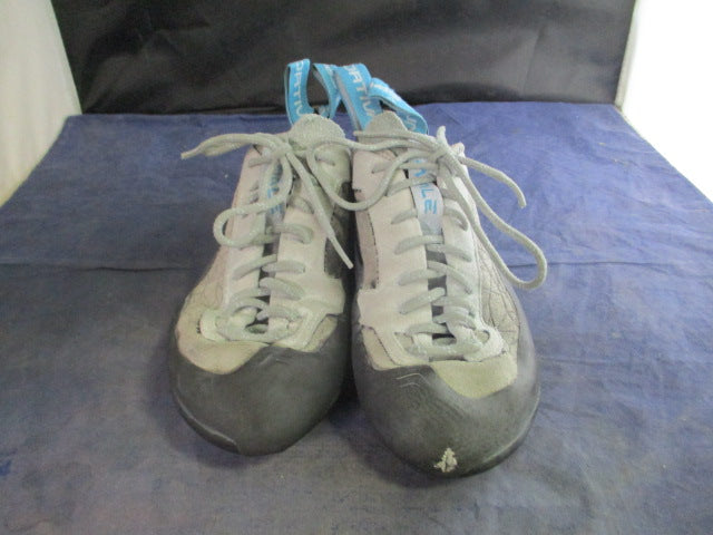 Load image into Gallery viewer, Used La Sportiva Finale Climbing Shoes Women Size 6.5 - slight wear
