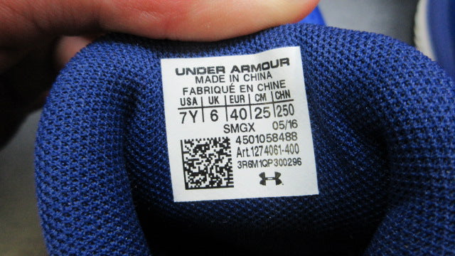 Load image into Gallery viewer, Used Under Armour Curry 3 Matter Basketball Shoes - Size Youth 7
