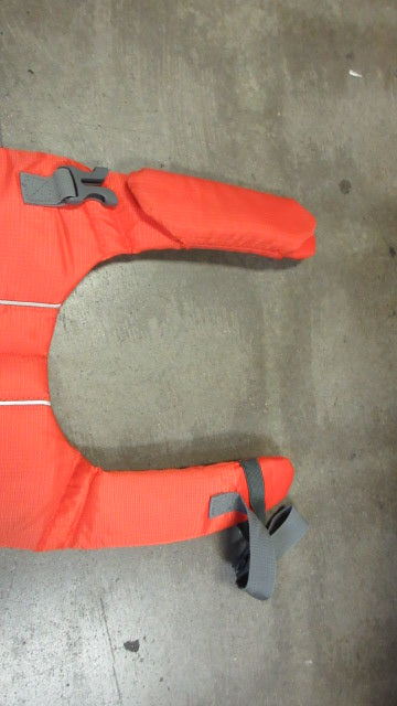 Load image into Gallery viewer, Used Outward Hound Granby Splash Dog Life Jacket Dog Size Medium
