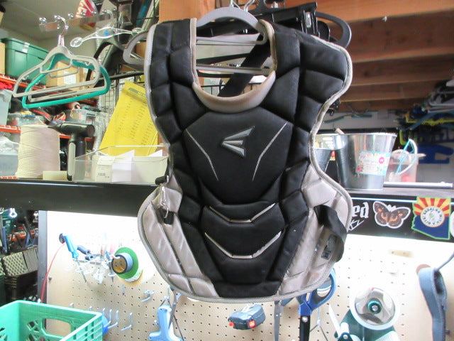 Load image into Gallery viewer, Used Easton Intermediate Gametime Elite Catcher's Chest Guard - 12-16
