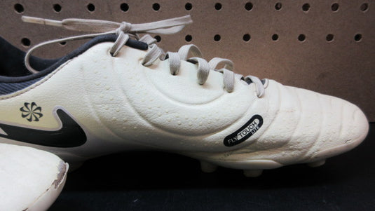 Used Nike Tiempo Legend 10 Pro Soccer Cleats - Size 9
