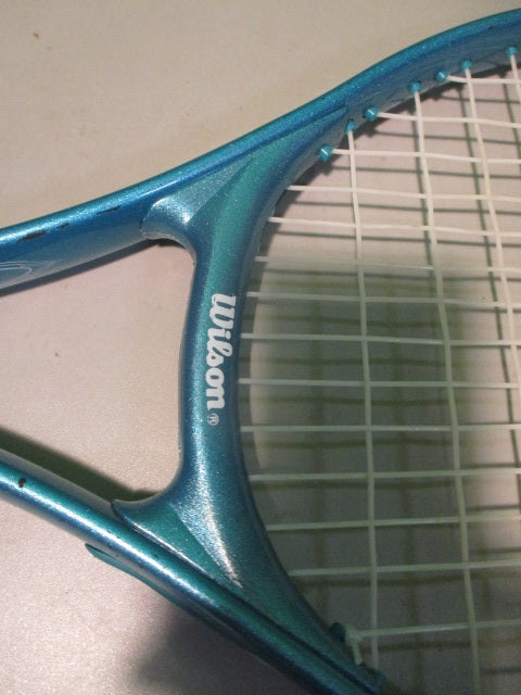 Load image into Gallery viewer, Used Wilson Advantage 95 27&quot; Tennis Racquet
