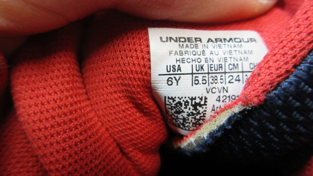 Load image into Gallery viewer, Used Under Armour Highlight RM 2.0 Usa Football Cleats - Size Youth 6
