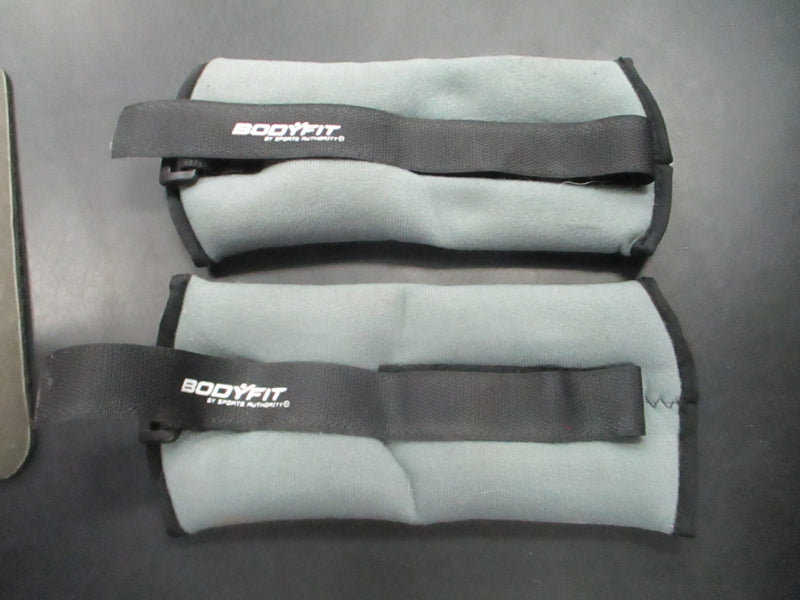 Load image into Gallery viewer, Used BodyFit 2 lb Wrist Weight Set (1 lb Each)
